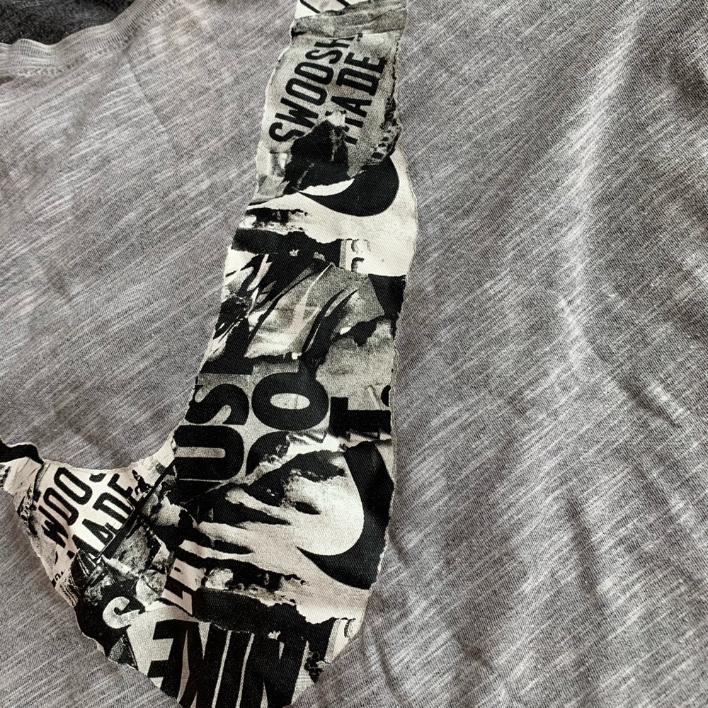 Grey Nike tee